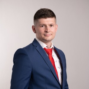 Adam Matejovič - Odborník v oblasti financií