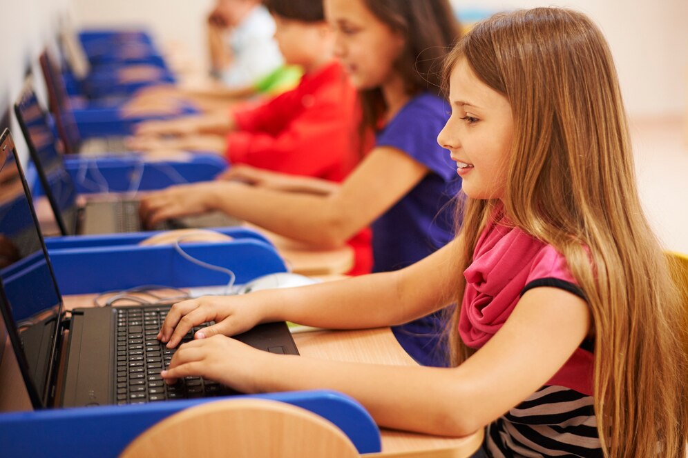 
Ministerstvo školstva plánuje rozvíjať digitálny vzdelávací obsah a internetovú konektivitu v školách