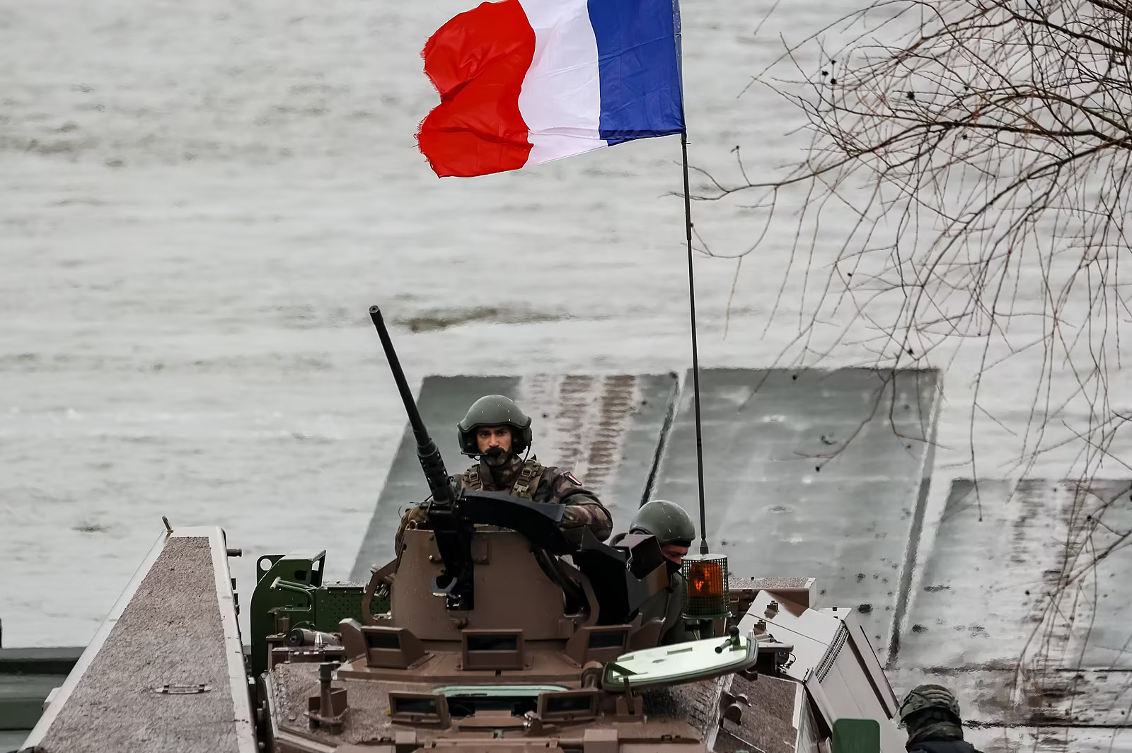 Francúzsko trénuje na veľkú vojnu