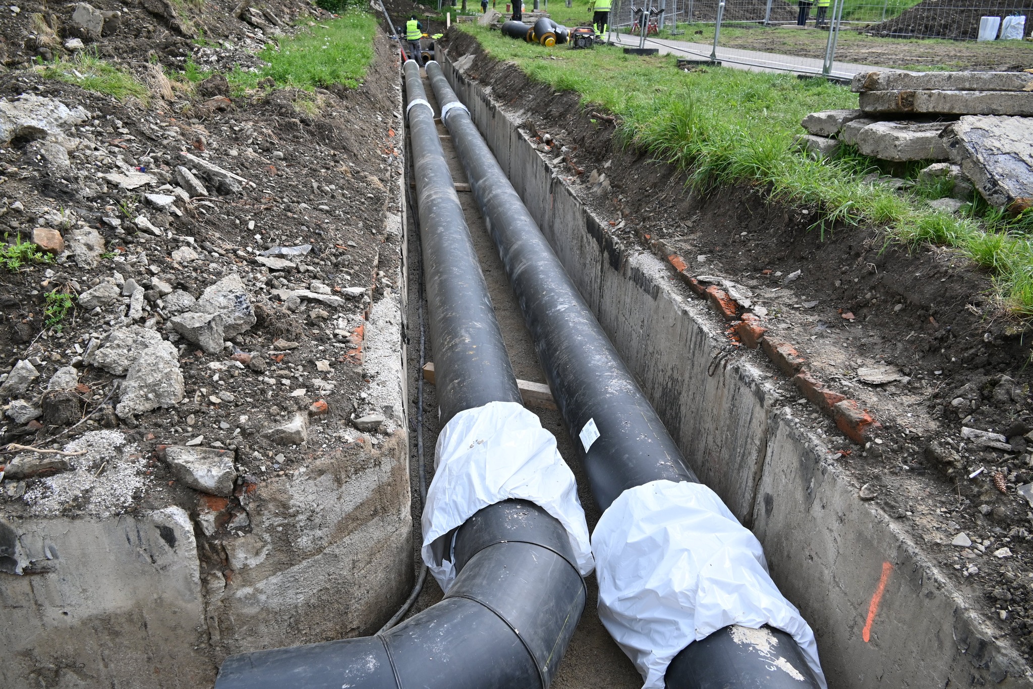 Prvá fáza modernizácie potrubia dokončená: Hrnčiarska ulica v Humennom